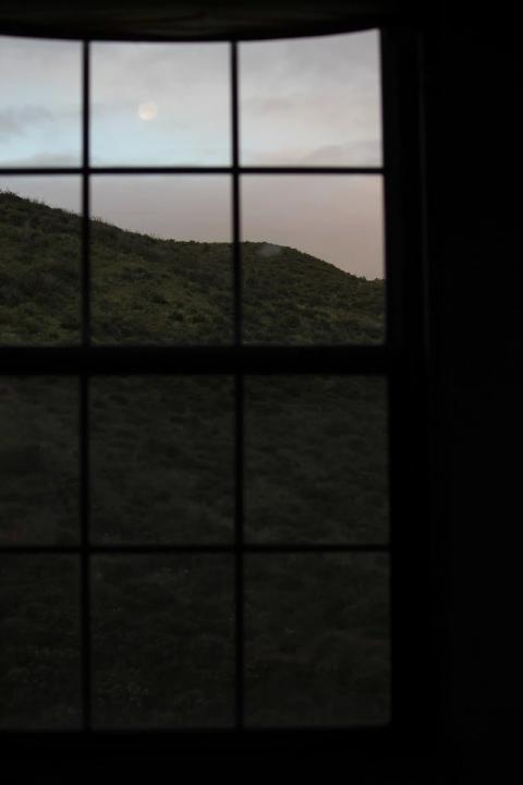 monte visto desde la ventana